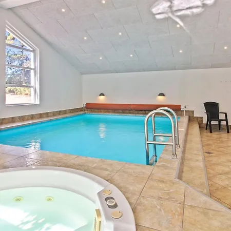 Nael - 1-6km From The Sea By Interhome Feriehus