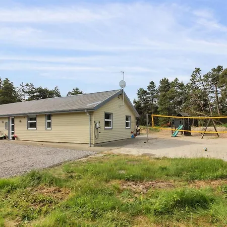 Nael - 1-6km From The Sea By Interhome