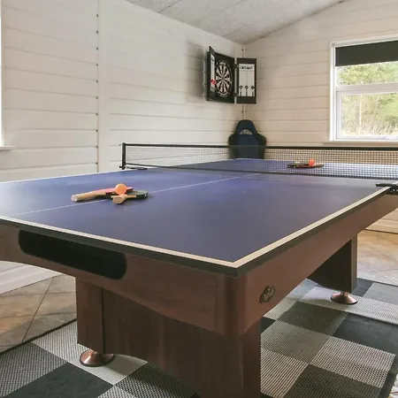 Nael - 1-6km From The Sea By Interhome *